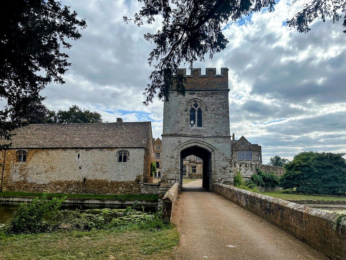Broughton Castle